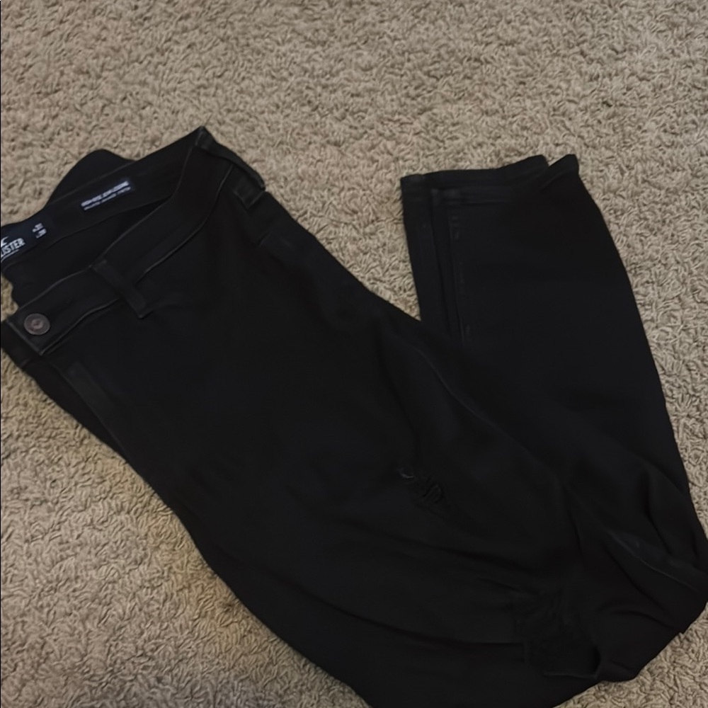 Black Skinny Jeans